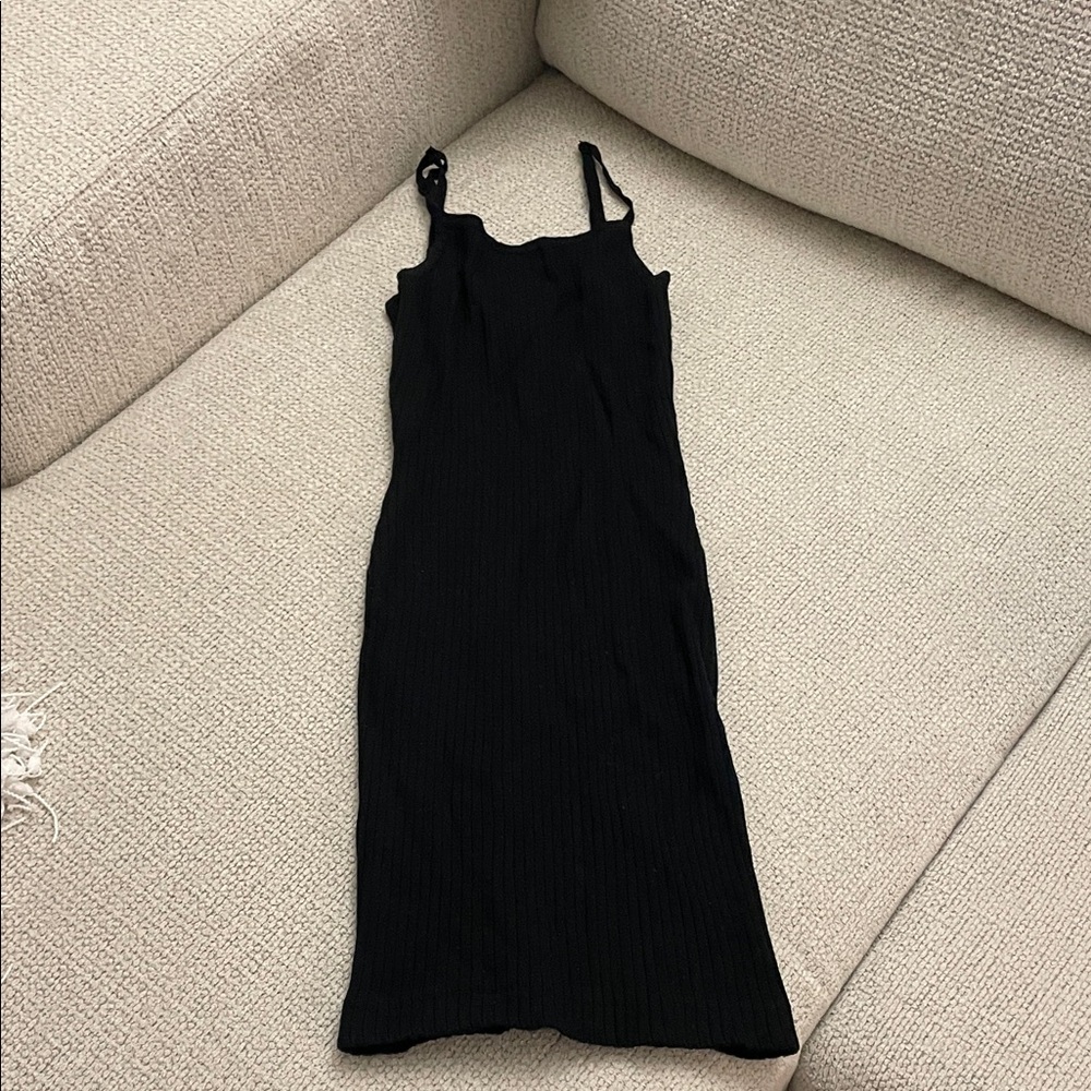 Elegant Black Sleeveless ribbed  Dress